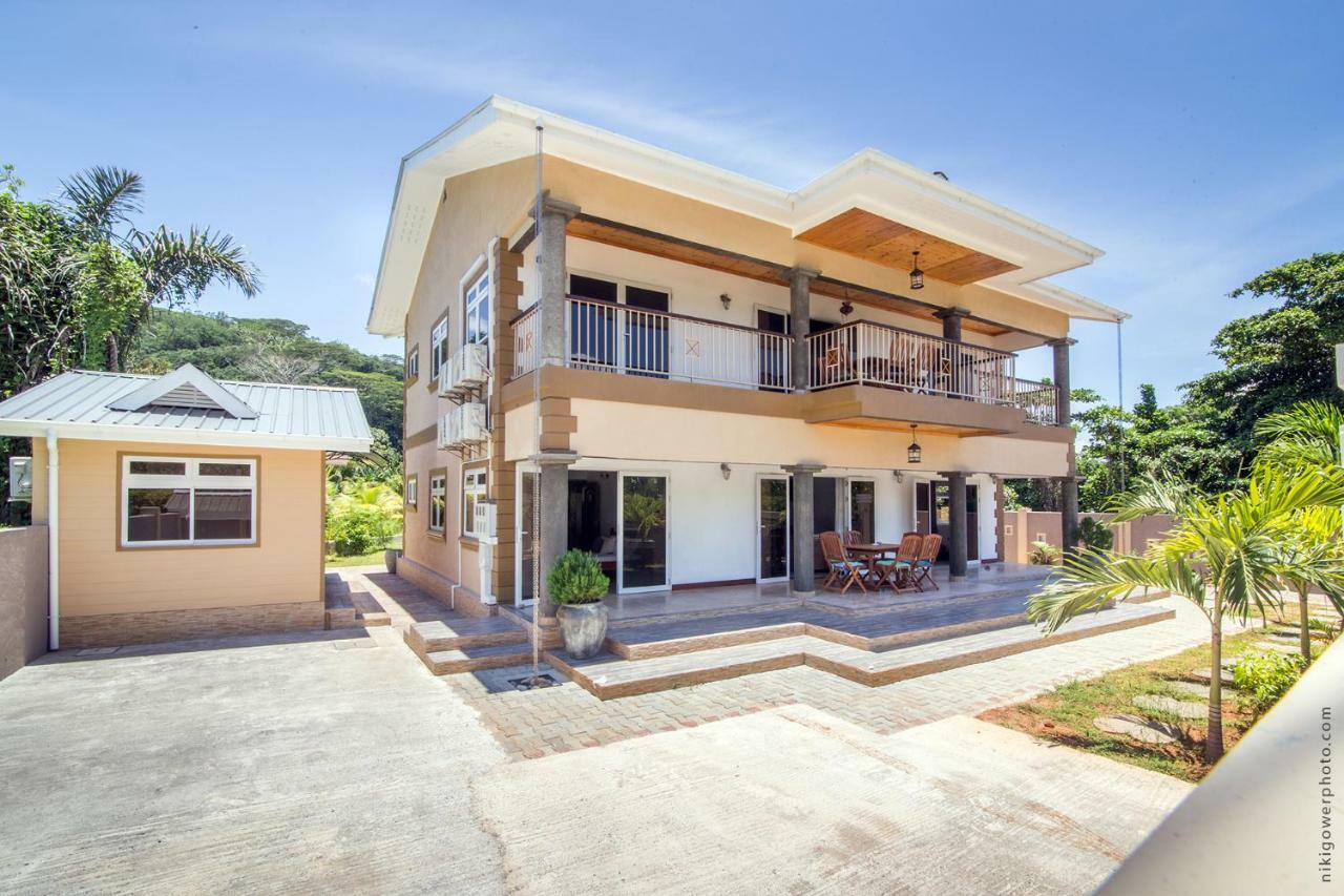 Flora'S Self Catering Apartments Виктория Экстерьер фото